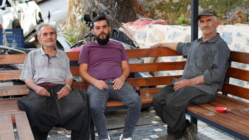 T&uuml;rktaş mahallesi&rsquo;nde meydan d&uuml;zenleme &ccedil;alışmaları tamamlandı