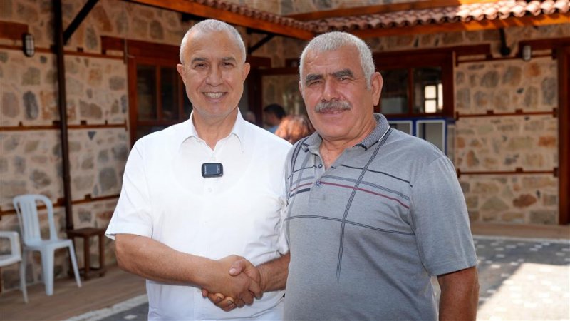 T&uuml;rktaş mahallesi&rsquo;nde meydan d&uuml;zenleme &ccedil;alışmaları tamamlandı