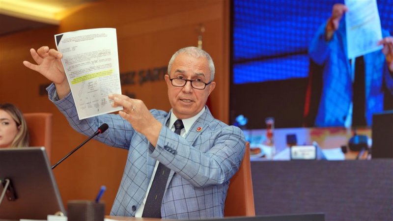 Başkan &ouml;z&ccedil;elik: t&uuml;m bu hizmetleri gelecek se&ccedil;imlere değil, gelecek nesillere yatırım olarak yapıyoruz