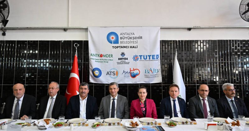 Başkan Vekili Özdemir Antalya Toptancı Hali’Nde