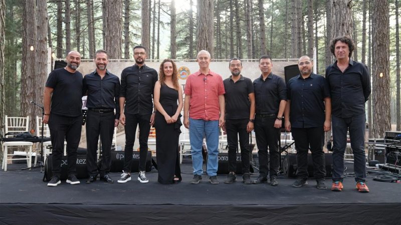 Gedevet'te tarih ve günümüz bir arada yaşandı