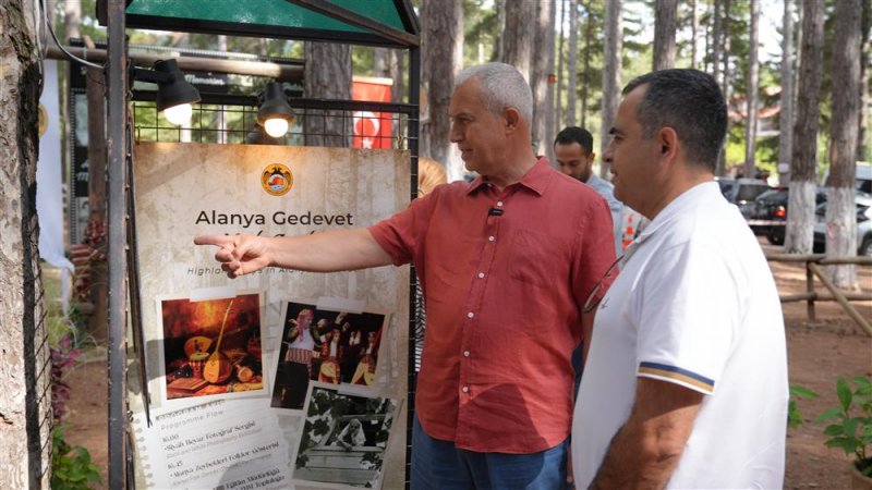 Gedevet'te tarih ve günümüz bir arada yaşandı