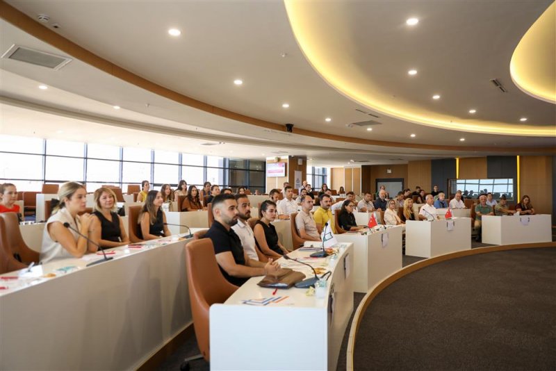 Kurakçıl peyzaj ve su verimliliği sempozyumu alanya’da düzenlendi