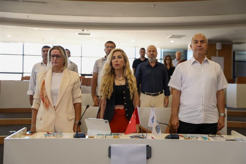 Kurakçıl peyzaj ve su verimliliği sempozyumu alanya’da düzenlendi