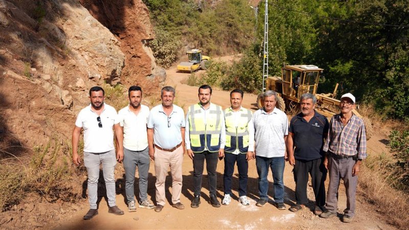 sapadere’deki 3.6 kilometrelik bağlantı yolu asfalta hazırlanıyor