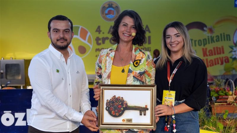 4. alanya tropikal meyve festivali yoğun katılımla sona erdi
