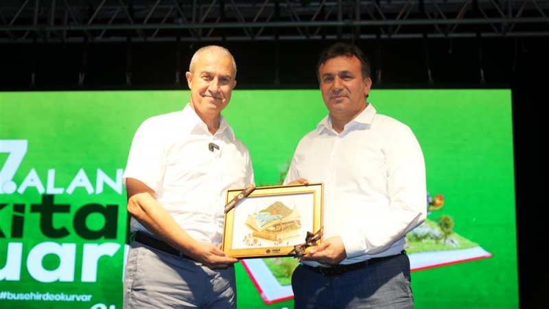 7. alanya kitap fuarı "okumak yeşertir" temasıyla başladı