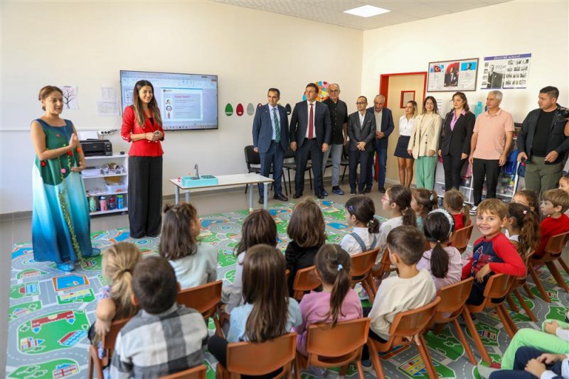 Alanya belediyesi’nden miniklere temizlik eğitimi