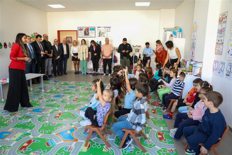 Alanya belediyesi’nden miniklere temizlik eğitimi