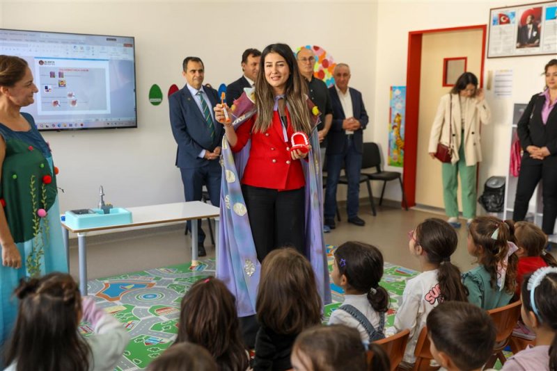 Alanya belediyesi’nden miniklere temizlik eğitimi