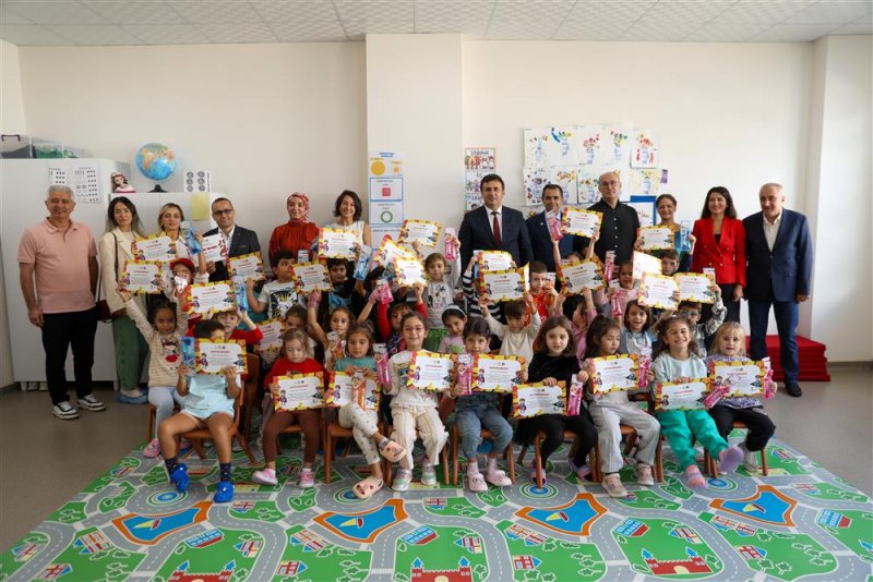 Alanya belediyesi’nden miniklere temizlik eğitimi