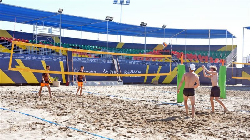 Alanya uluslararası plaj sporları merkezi kış turizmini canlandırıyor