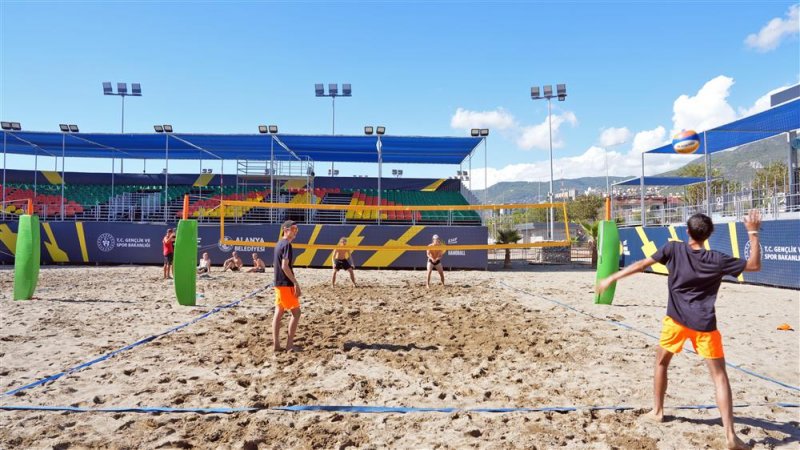 Alanya uluslararası plaj sporları merkezi kış turizmini canlandırıyor