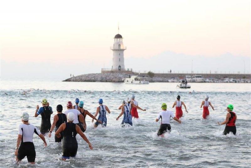 34. uluslararası alanya triatlonu tamamlandı