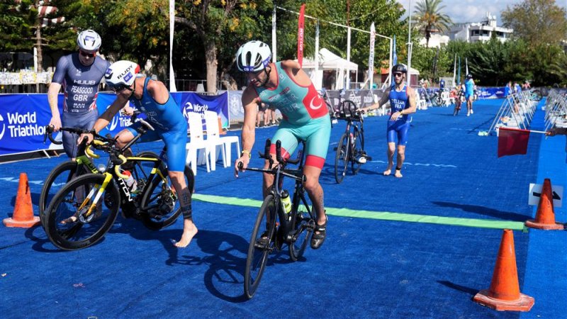 34. uluslararası alanya triatlonu tamamlandı