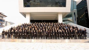 Alanya belediyesi’nden kadına şiddete siyah tepki