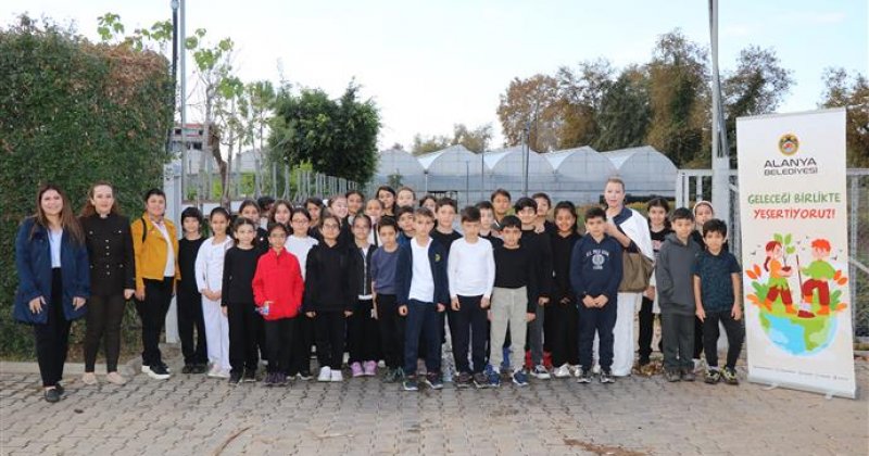 Alanya belediyesi’nden öğrencilere çevre eğitimi