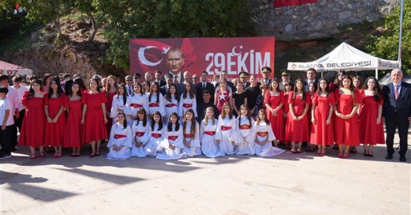 Alanya’da cumhuriyet bayramı coşkusu yaşandı