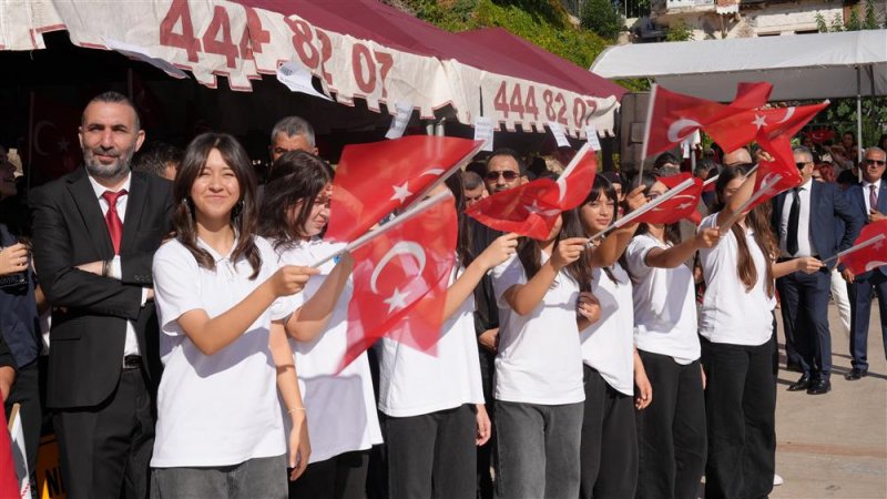 Alanya’da cumhuriyet bayramı coşkusu yaşandı
