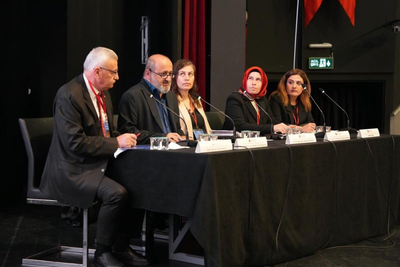 Alanya'nın tarihine ve kültürüne ışık tutan sempozyum