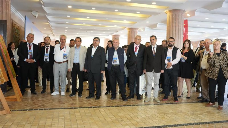 Alanya'nın tarihine ve kültürüne ışık tutan sempozyum