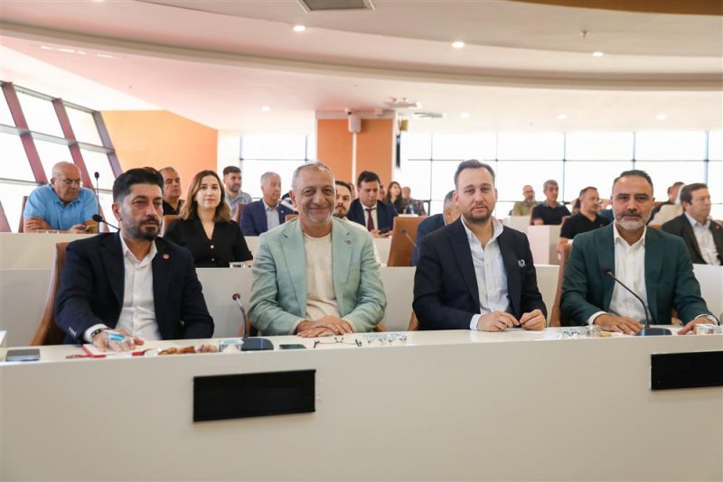 Atatürk caddesi'nde tarihi dönüşüm başlıyor