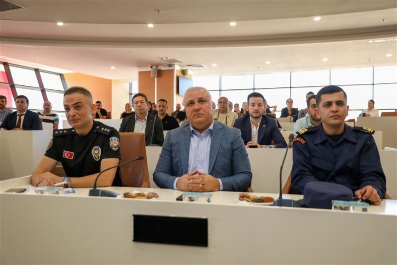 Atatürk caddesi'nde tarihi dönüşüm başlıyor