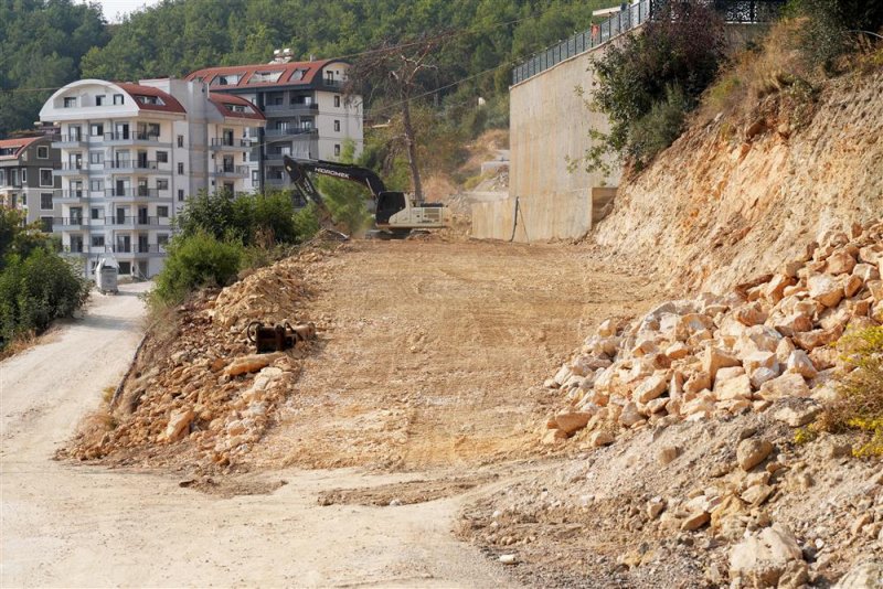 Çıplaklı mahallesi’ndeki sorunlar tek tek çözülüyor