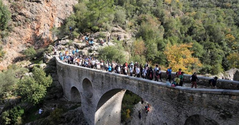 Tarihin izinde unutulmaz yürüyüş: alanya keykubat göç ve kervan yolu etkinliği tamamlandı