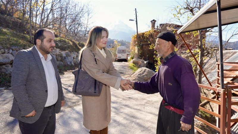 Alanya belediyesi ve hayırseverlerden hasan amcaya konteyner ev desteği