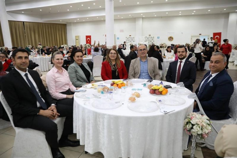 Alanya&rsquo;da engelleri kaldıran gece