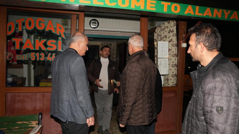 Başkan &ouml;z&ccedil;elik sahada incelemelerde bulundu