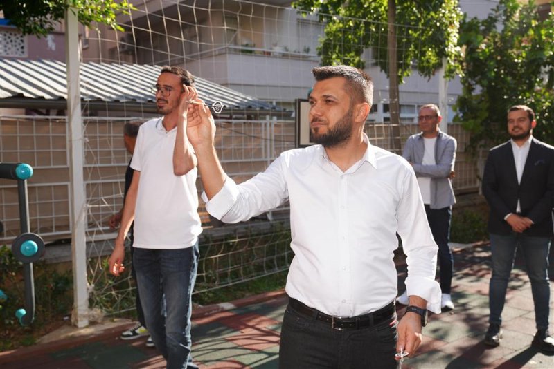 Engelli bireylere &ouml;zel &ouml;d&uuml;ll&uuml; dart turnuvası