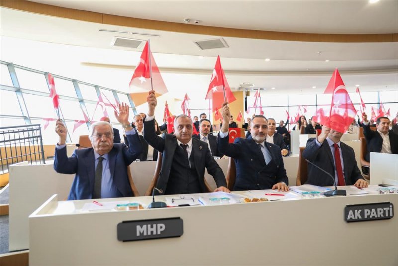 Alanya belediye meclisinde eski belediye binası projesi tanıtıldı