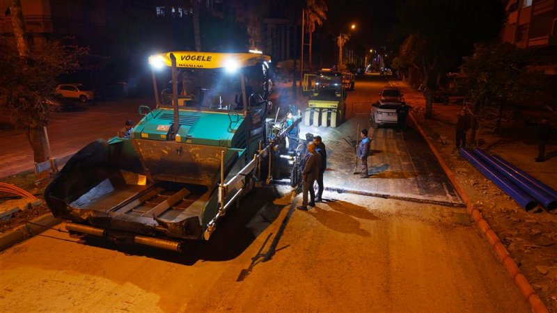 Atat&uuml;rk caddesi&rsquo;nde ikinci etap &ccedil;alışmaları sona erdi