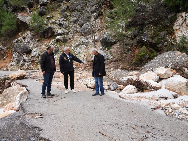 Başkan &ouml;z&ccedil;elik'ten hasar tespiti