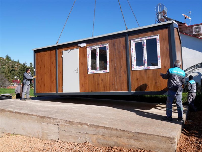 İhtiya&ccedil; sahibi vatandaşa konteyner ev desteği