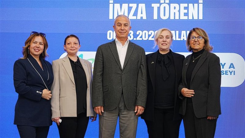 Alanya belediyesi&rsquo;nden tarihi adım başkan &ouml;z&ccedil;elik cemr avrupa yerel yaşamda kadın-erkek eşitliği şartı&rsquo;nı imzaladı