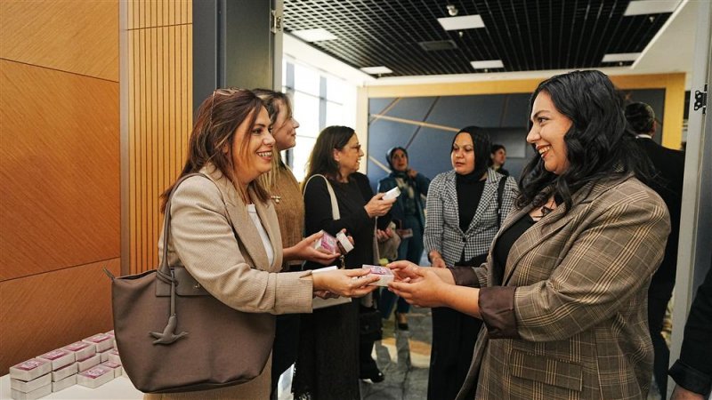 Alanya belediyesi&rsquo;nden tarihi adım başkan &ouml;z&ccedil;elik cemr avrupa yerel yaşamda kadın-erkek eşitliği şartı&rsquo;nı imzaladı