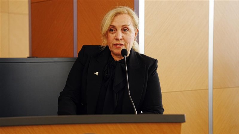 Alanya belediyesi&rsquo;nden tarihi adım başkan &ouml;z&ccedil;elik cemr avrupa yerel yaşamda kadın-erkek eşitliği şartı&rsquo;nı imzaladı