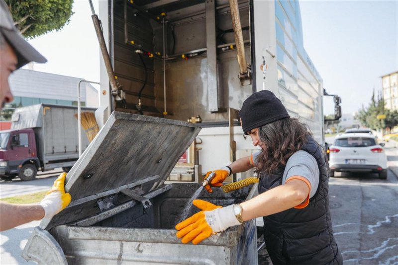 Alanya belediyesi&rsquo;nden yoğun temizlik mesaisi
