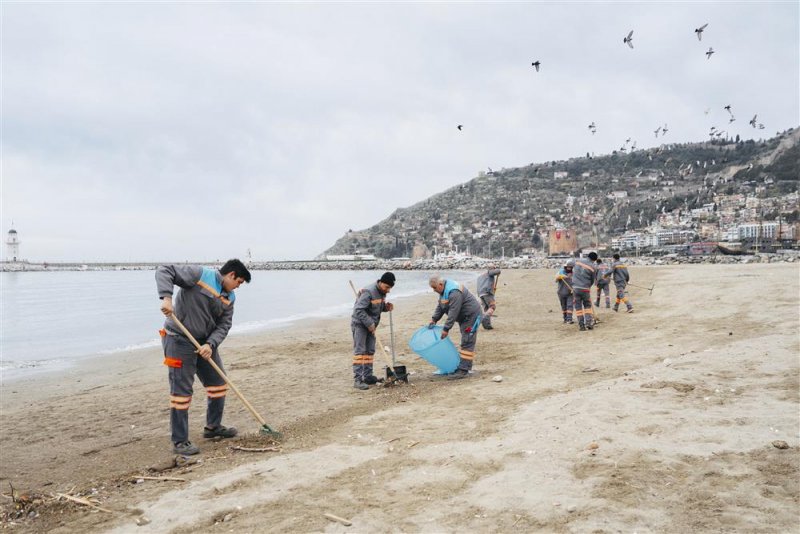Alanya belediyesi&rsquo;nden yoğun temizlik mesaisi