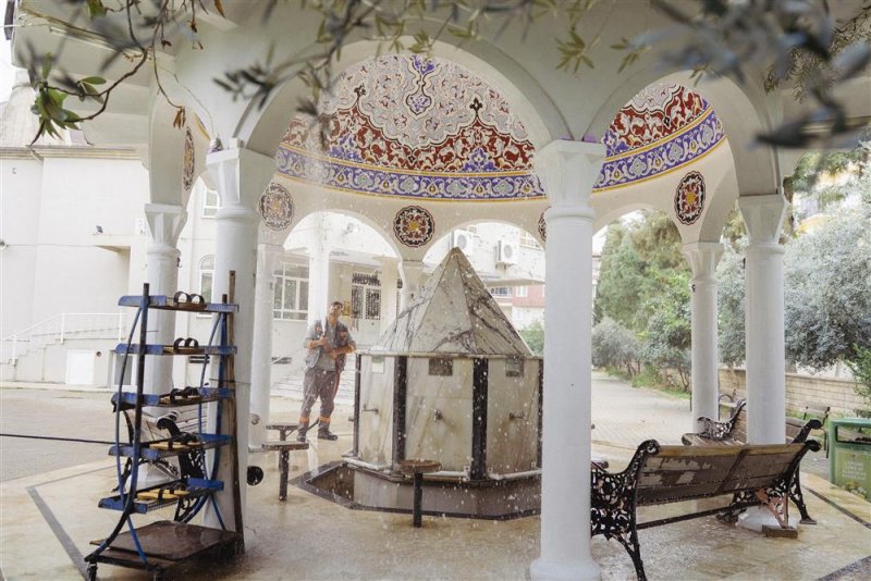 Alanya belediyesi&rsquo;nden yoğun temizlik mesaisi