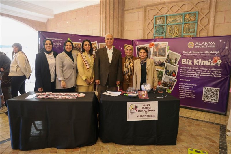 Alanya'da 8 mart coşkusu: başkan &ouml;z&ccedil;elik&rsquo;ten "kadın dostu kent ve şiddete sıfır tolerans" vurgusu