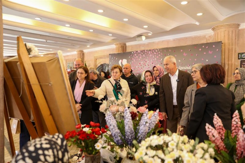 Alanya'da 8 mart coşkusu: başkan &ouml;z&ccedil;elik&rsquo;ten "kadın dostu kent ve şiddete sıfır tolerans" vurgusu