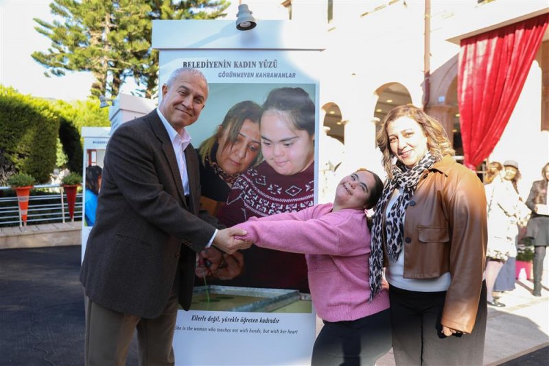 Alanya'da 8 mart coşkusu: başkan &ouml;z&ccedil;elik&rsquo;ten "kadın dostu kent ve şiddete sıfır tolerans" vurgusu