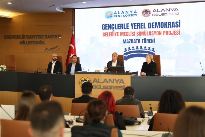 Alanya’da gençler için yerel demokrasi dönemi: meclis simülasyonu mazbata töreniyle başladı