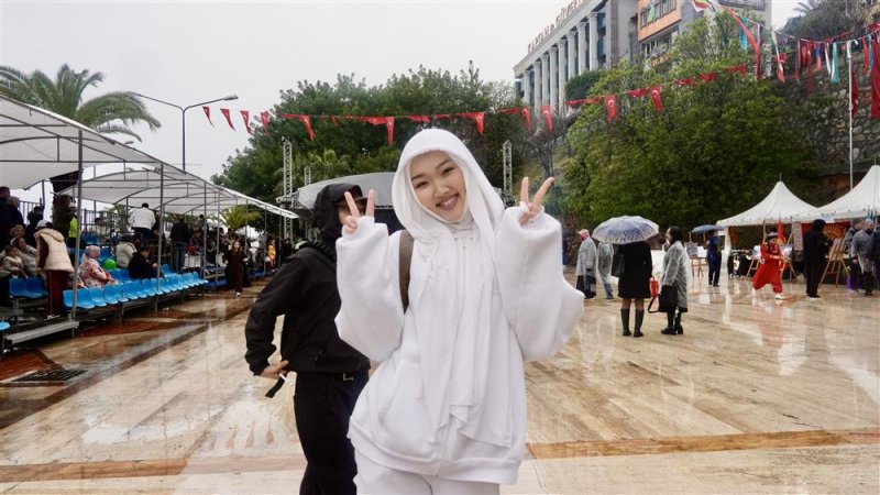 Alanya&rsquo;da nevruz bayramı coşkuyla kutlandı