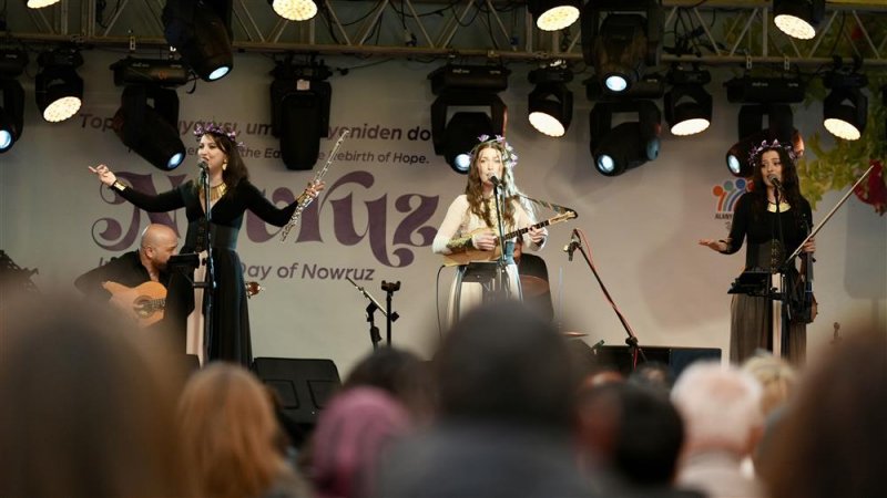 Alanya&rsquo;da nevruz bayramı coşkuyla kutlandı