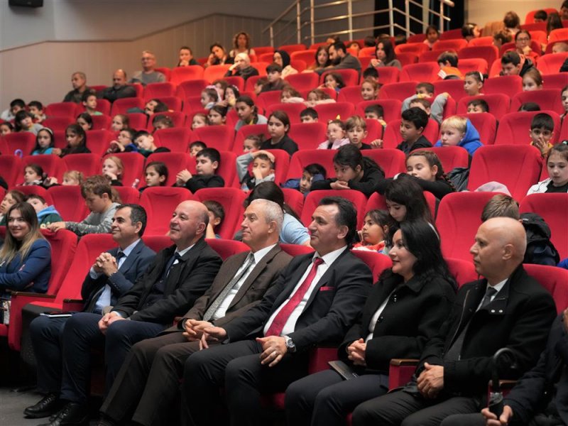 Alanya&rsquo;nın kadim masalı &ldquo;dağ padişahı&rdquo; okuyucuyla buluştu